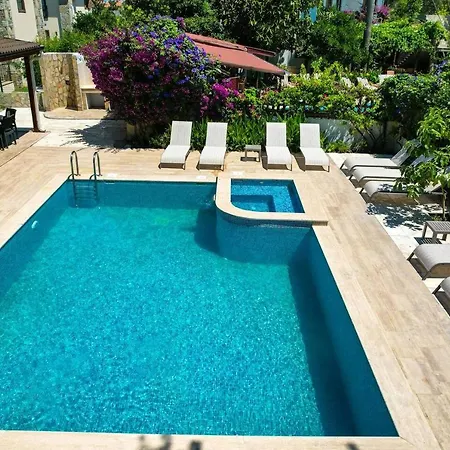 Βίλα Luxury 5 Minutes From Scenic Town Center And River