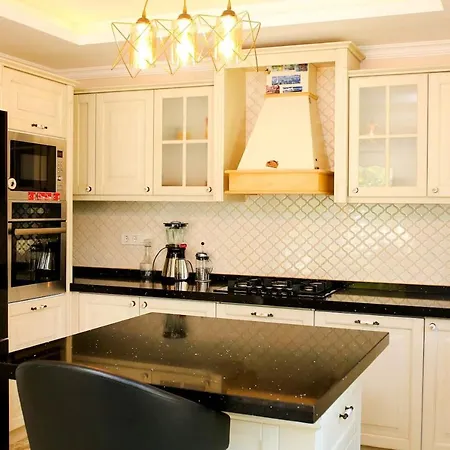 Luxury 5 Minutes From Scenic Town Center And River Βίλα