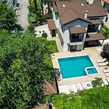 Luxury 5 Minutes From Scenic Town Center And River 别墅 Ortaca (Mugla)