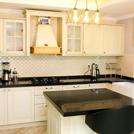 别墅 Luxury 5 Minutes From Scenic Town Center And River *
